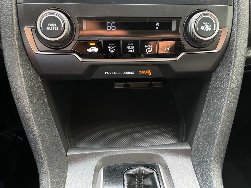 Thumbnail: 2019 Honda Civic - 18