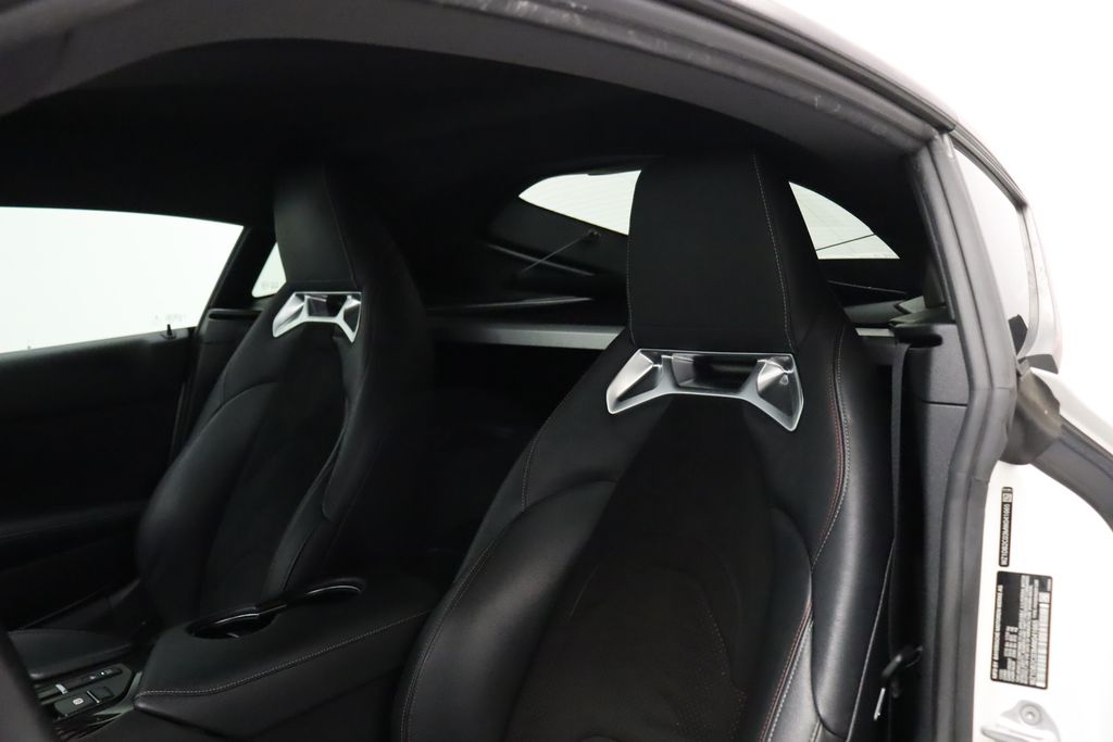 2021 Toyota Supra 2.0 13