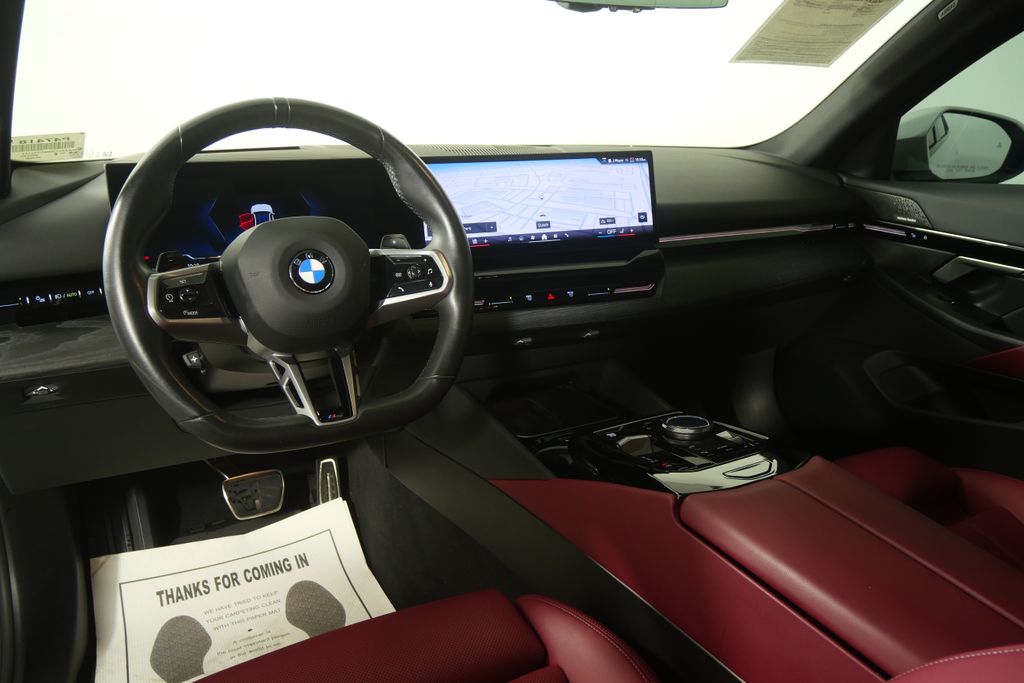 Thumbnail: 2025 BMW 5 Series - 17