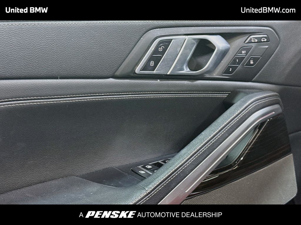 Thumbnail: 2021 BMW X6 - 3