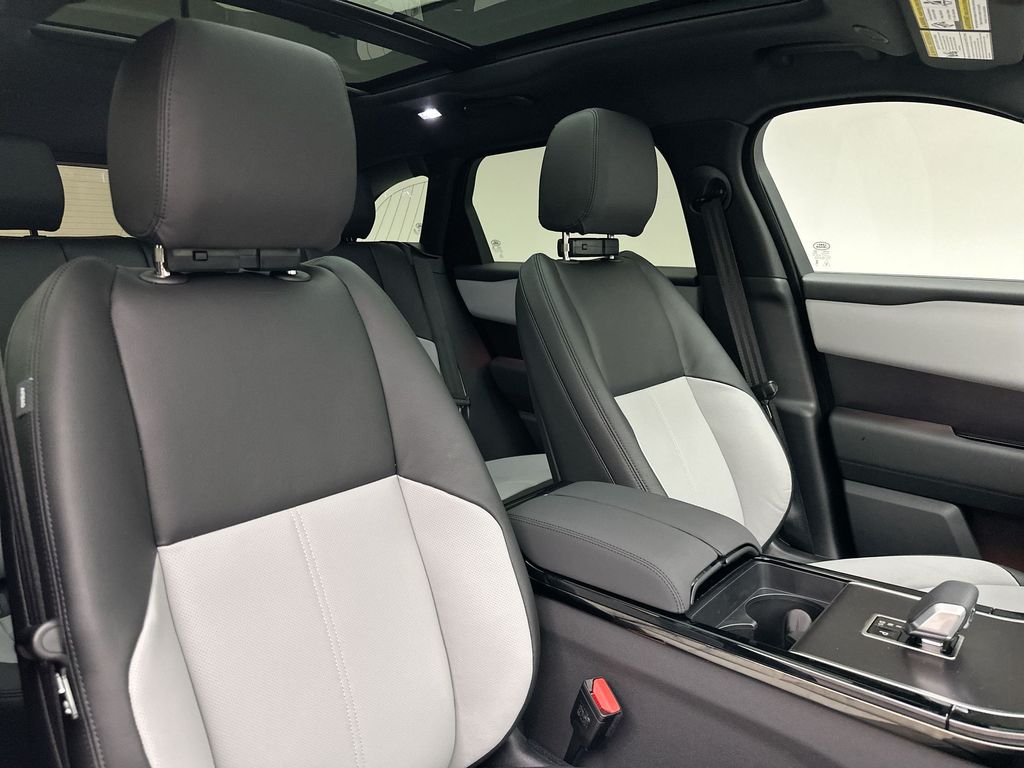 Thumbnail: 2026 Land Rover Range Rover Velar - 14