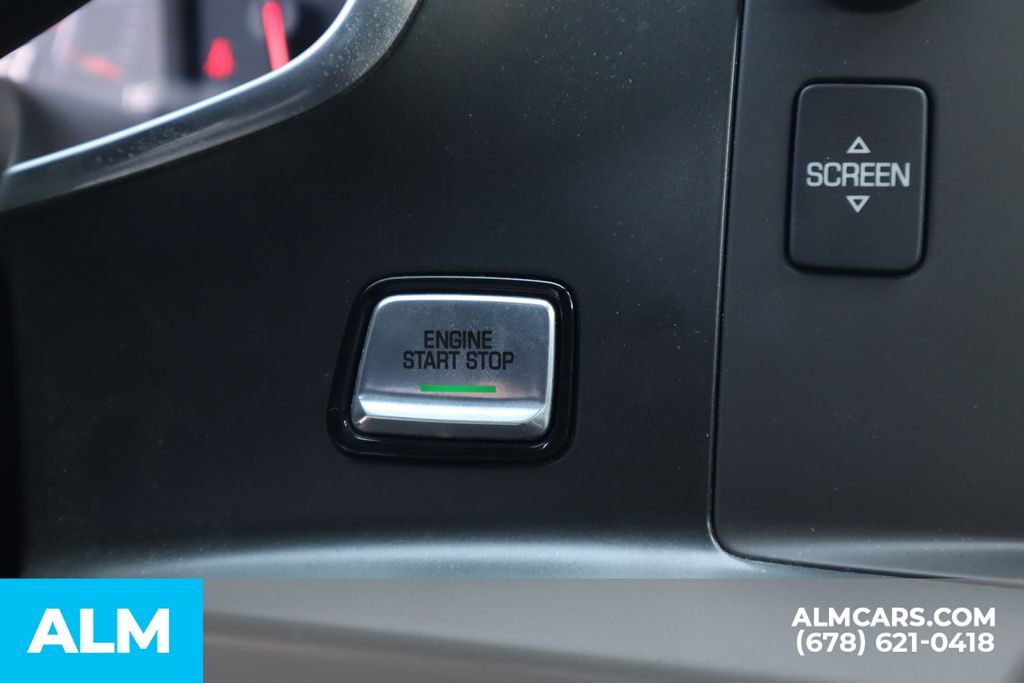 Used 2019 White Chevrolet Grand Sport image 31