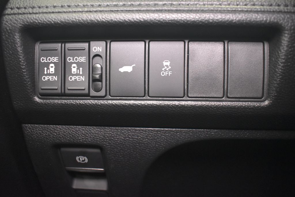 Thumbnail: 2026 Honda Odyssey - 13