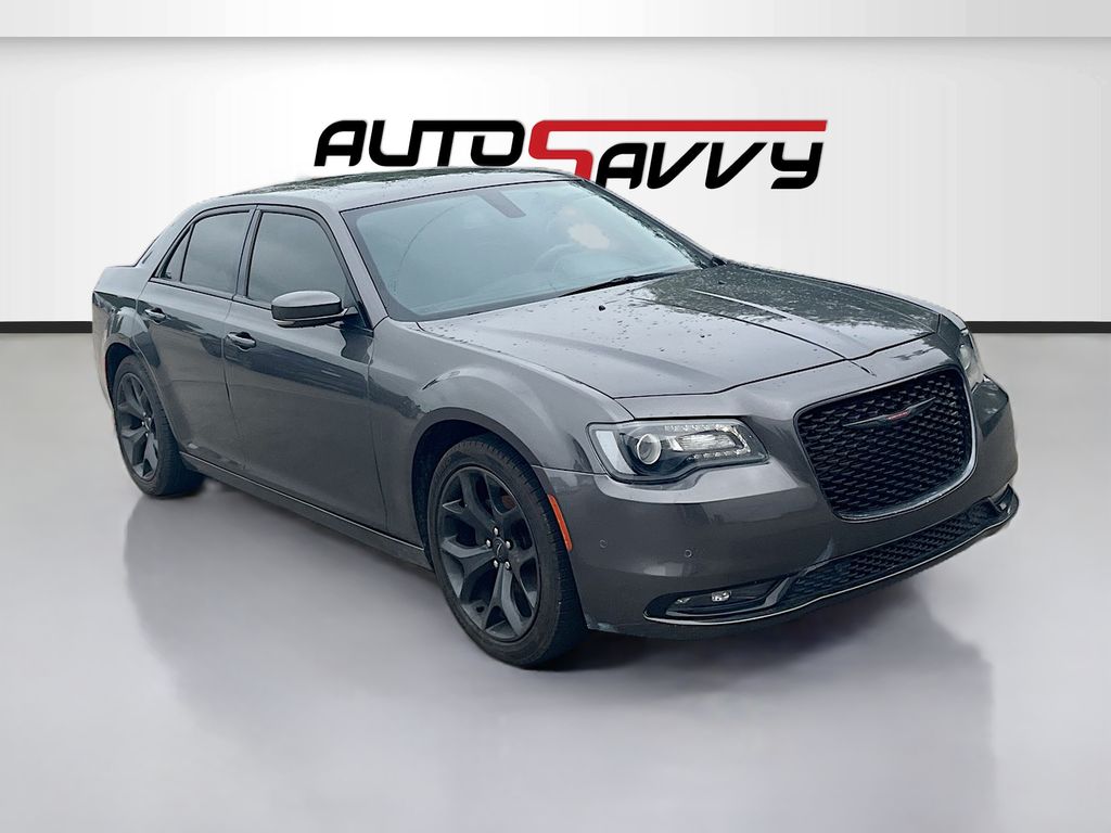 2022 Chrysler 300 S's photo