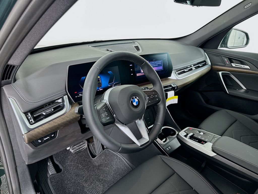 Thumbnail: 2025 BMW X1 - 9