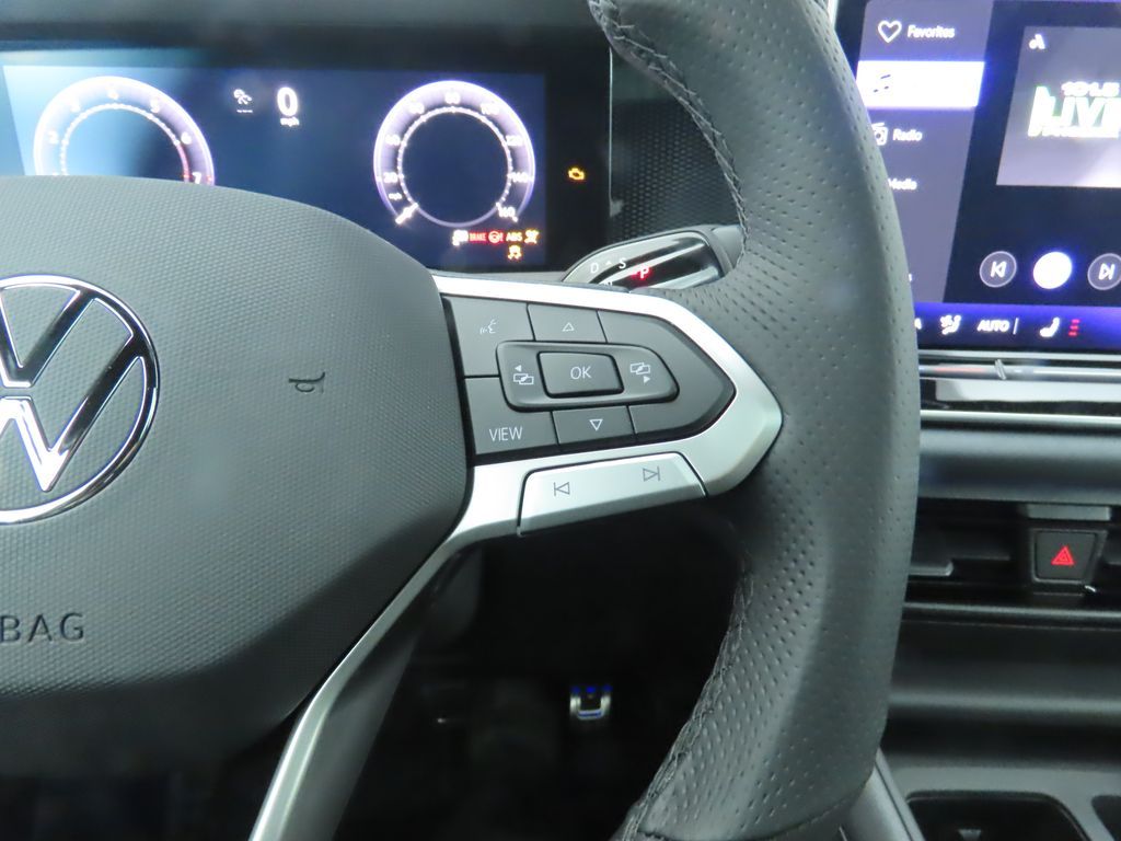 Thumbnail: 2026 Volkswagen Tiguan - 12