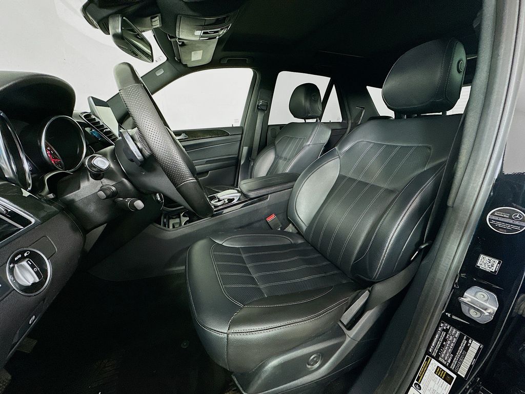 Thumbnail: 2018 Mercedes-Benz GLE - 22