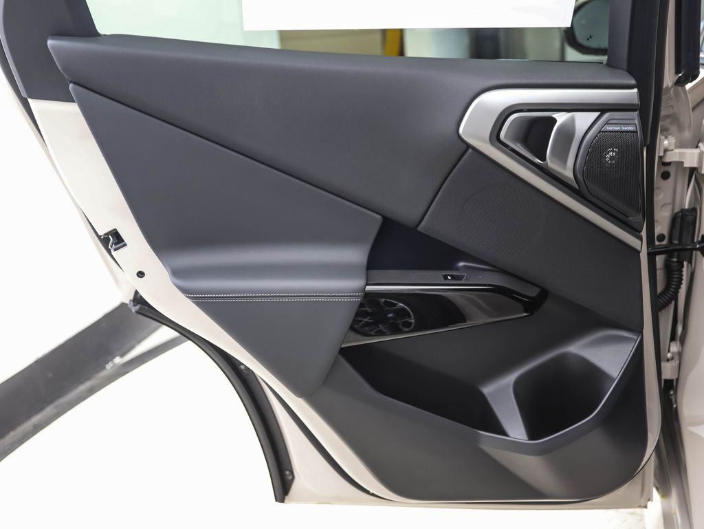 Thumbnail: 2026 BMW X3 - 20