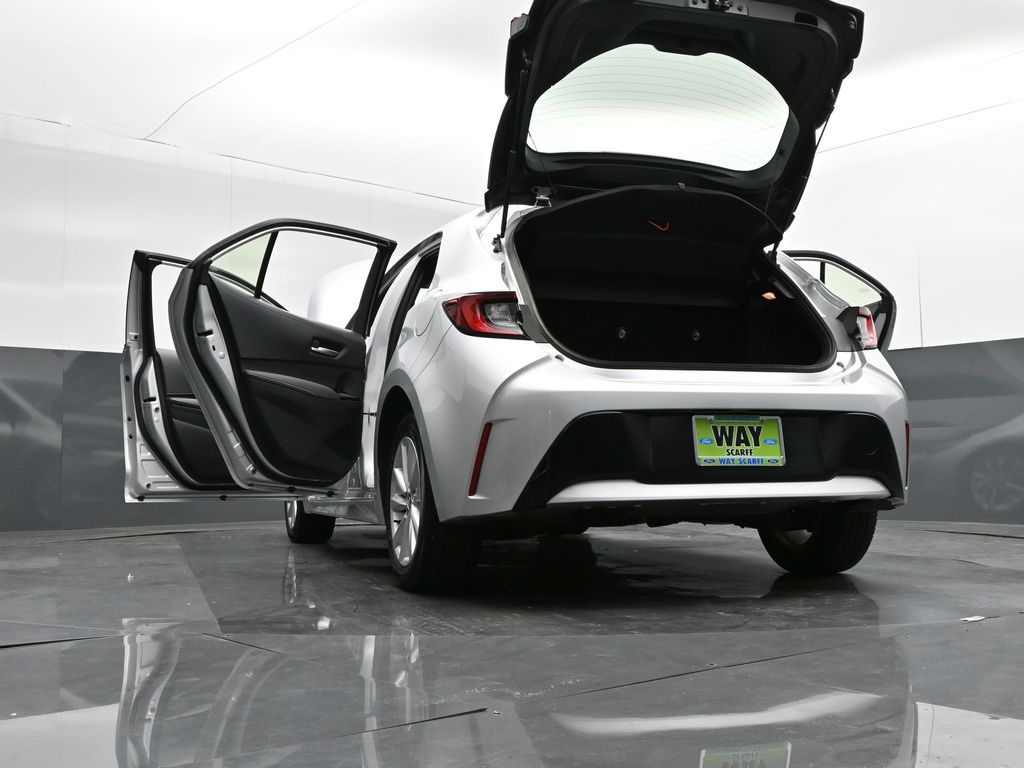 2024 Toyota Corolla Hatchback SE