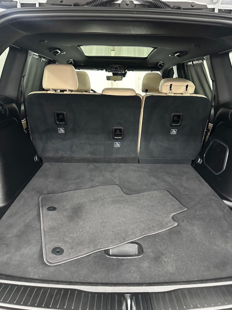 used 2022 Jeep Grand Cherokee car, priced at $25,985