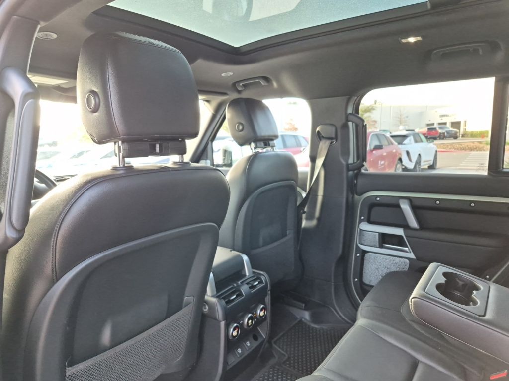 Used Car 2024 Land Rover Defender 130  X-dynamic Se For Sale Under $60,000 In Austin, Texas