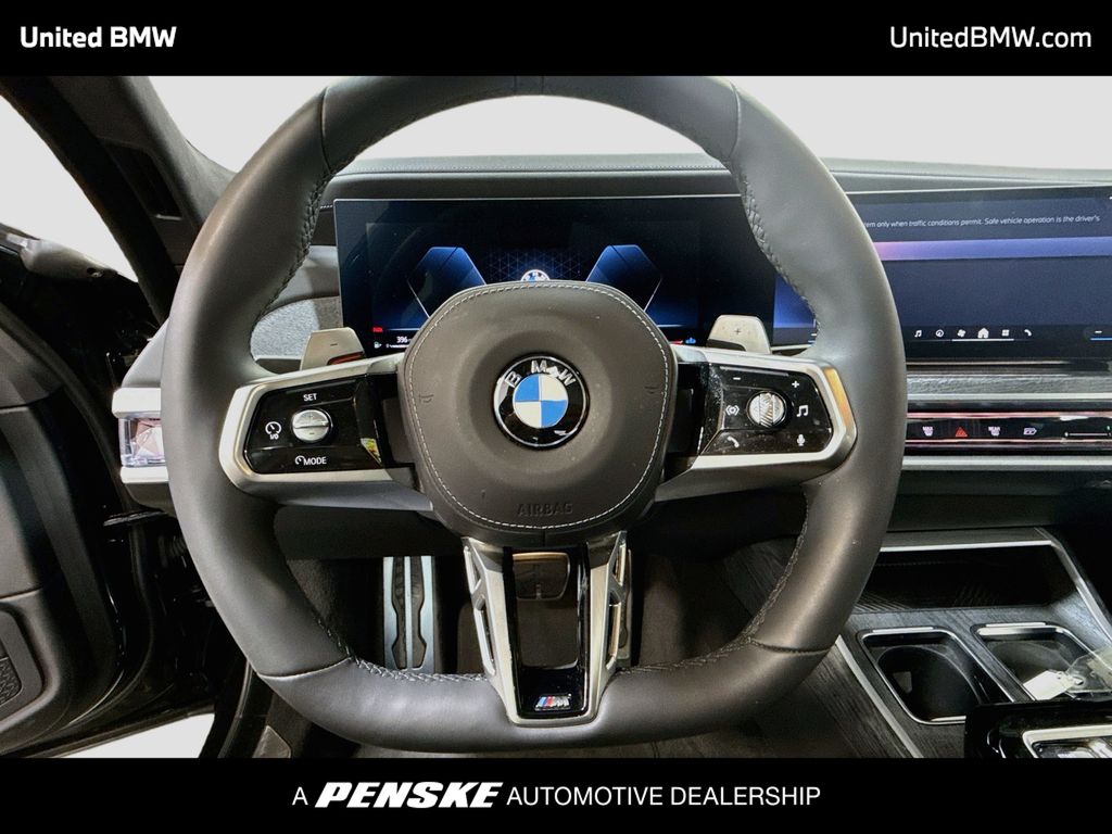 Thumbnail: 2023 BMW 7 Series - 6