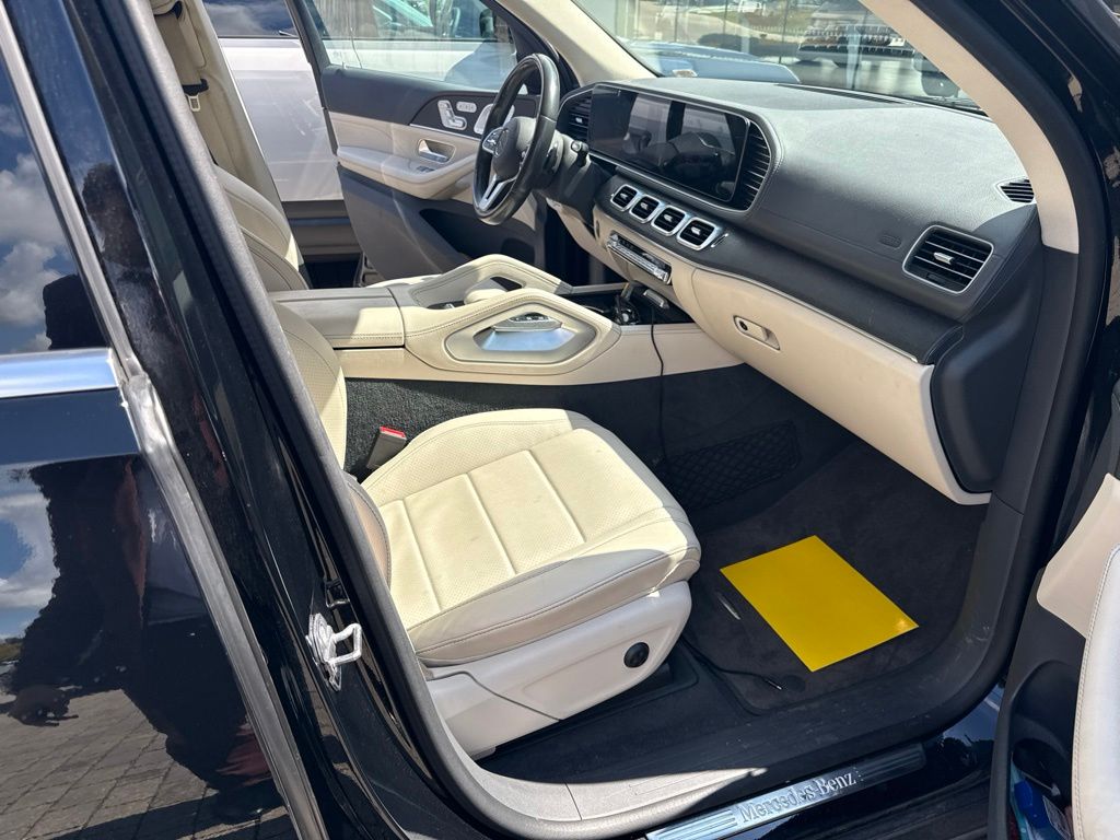 Used 2020 Black Mercedes-Benz GLS 450 image 20