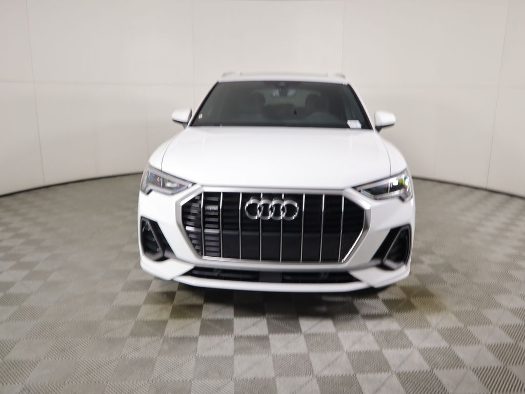 Thumbnail: 2025 Audi Q3 - 2