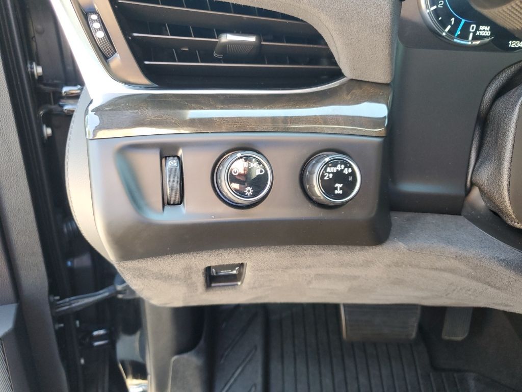 Used Car 2020 Cadillac Escalade  Platinum Edition For Sale In Austin, Texas