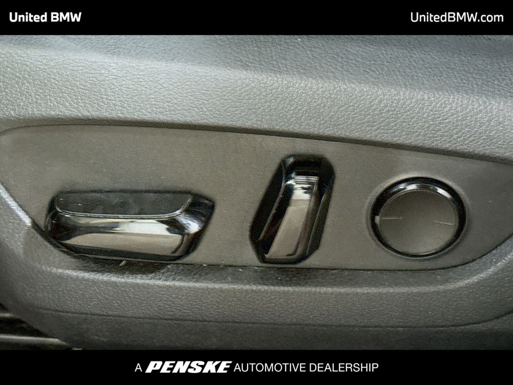 Thumbnail: 2023 Lexus RX - 4