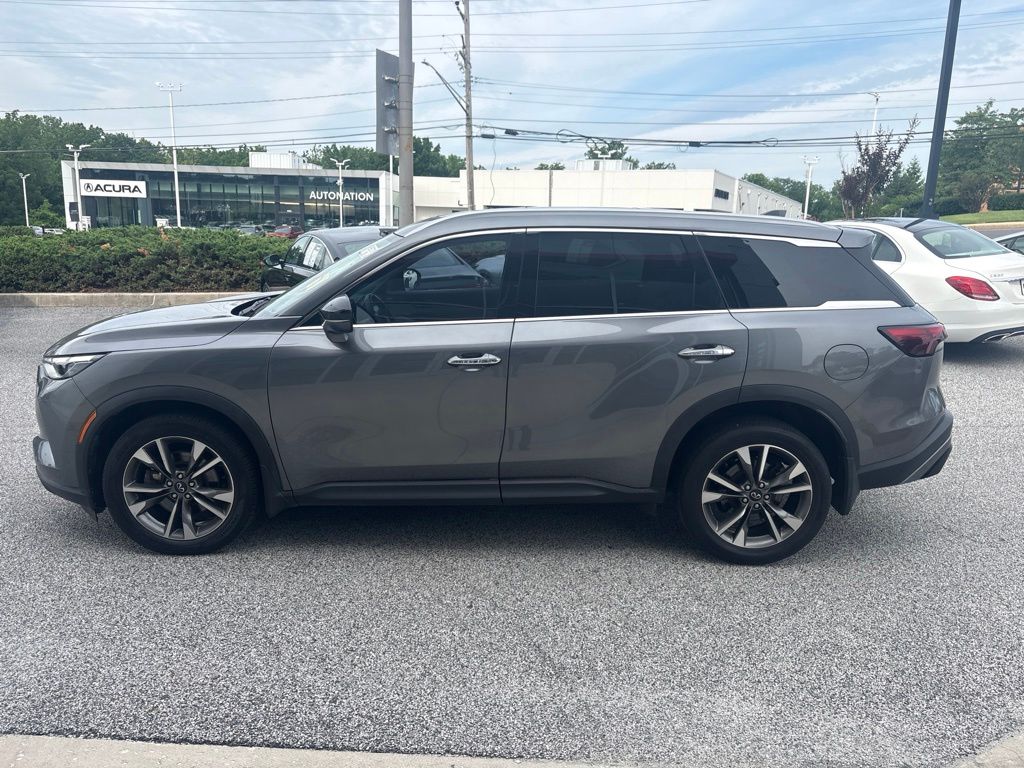 Used 2023 Gray INFINITI LUXE image 7