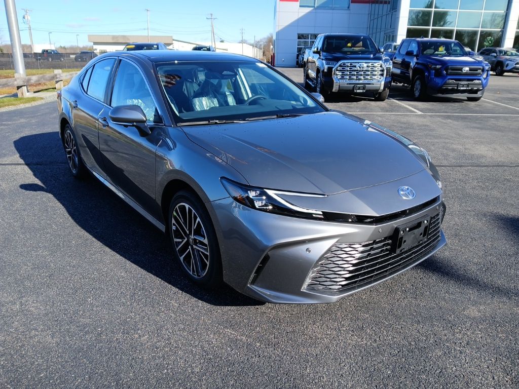 2026 Toyota Camry XLE's photo