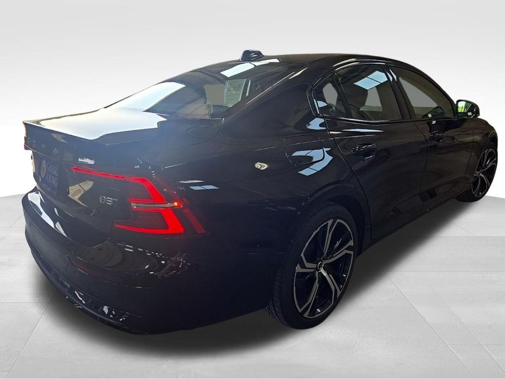 Used 2024 Volvo S60 Sedan
