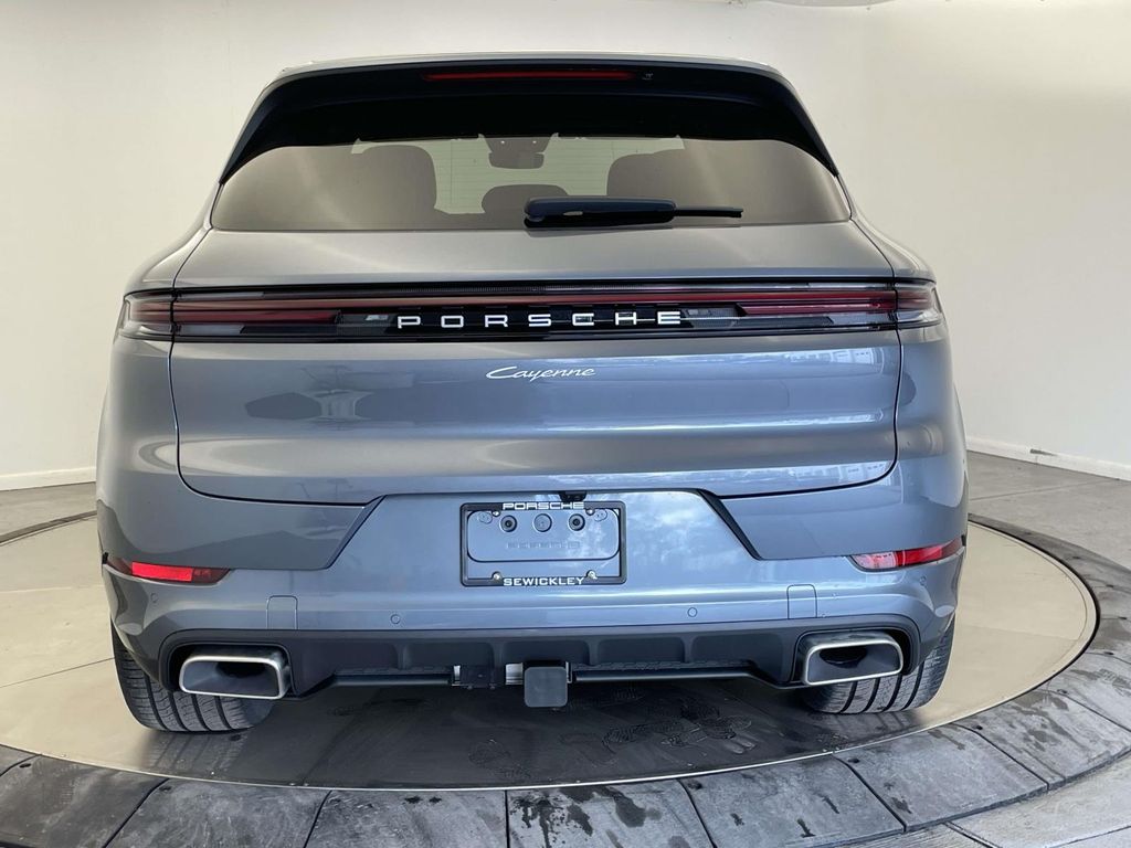 2026 Porsche Cayenne Base - 5