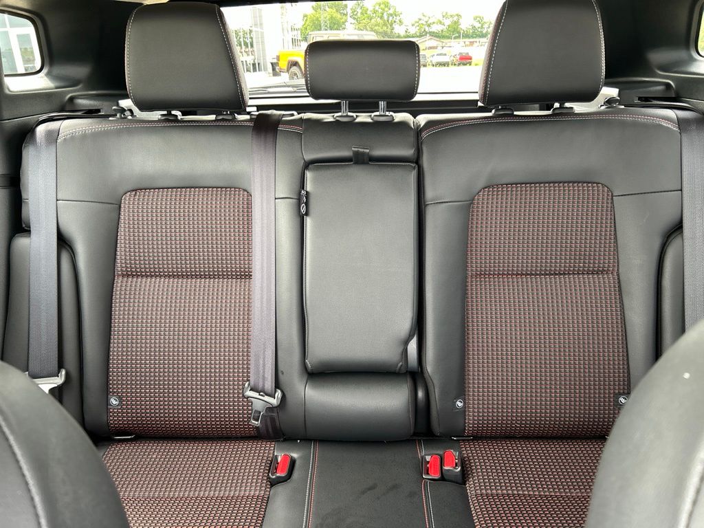 Used 2025 Nissan Kicks SUV