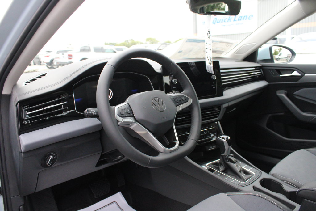 New 2027 Gray Volkswagen 1.5T SE image 2