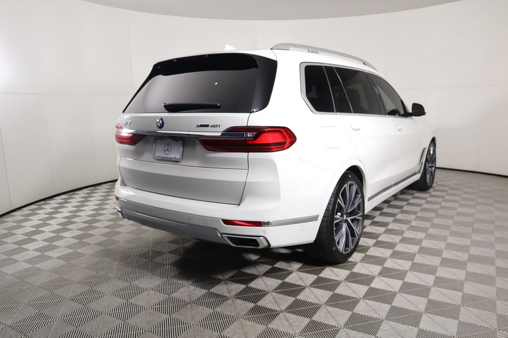 2022 BMW X7 xDrive40i 5