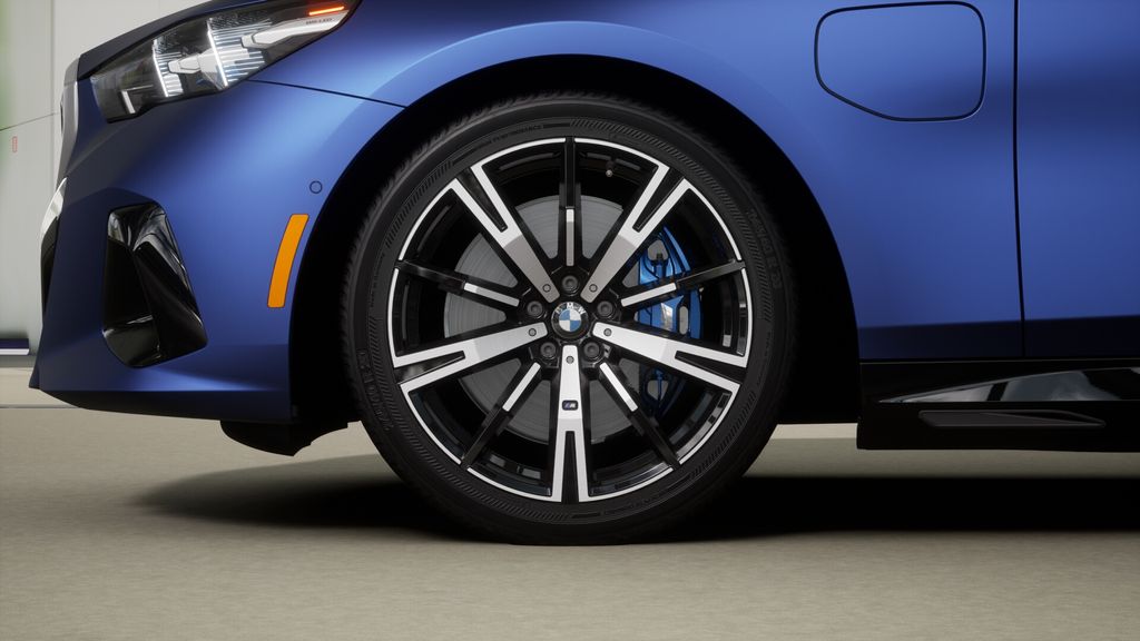 Thumbnail: 2026 BMW 5 Series - 7