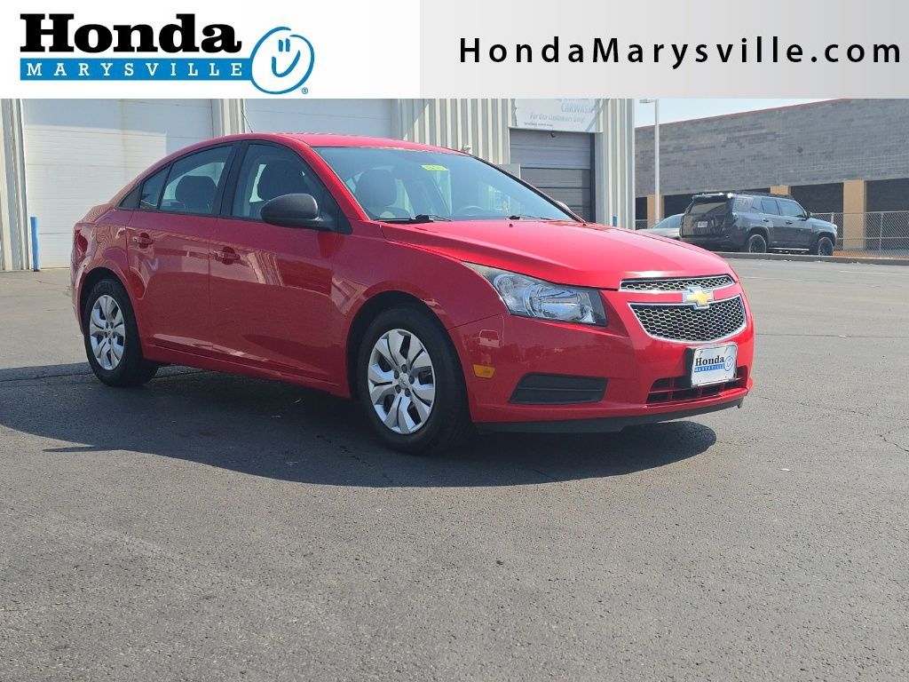 Red Hot 2014 Chevrolet Cruze Sedan Front-Wheel Drive 6-Speed Automatic Overdrive