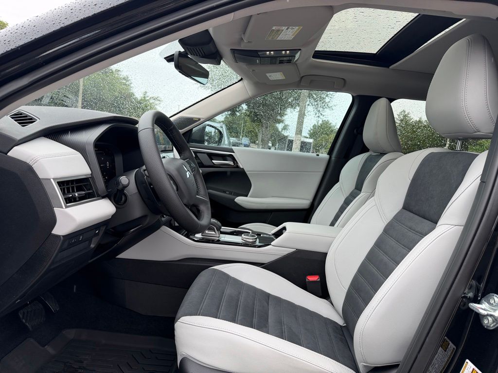 New 2026 Mitsubishi Outlander SUV