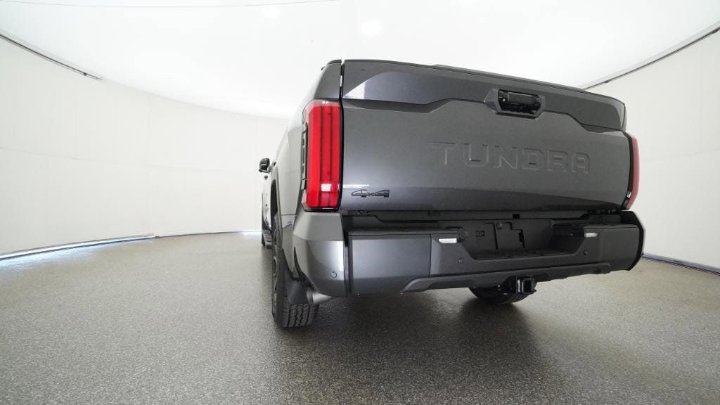 2025 Toyota Tundra Limited 10
