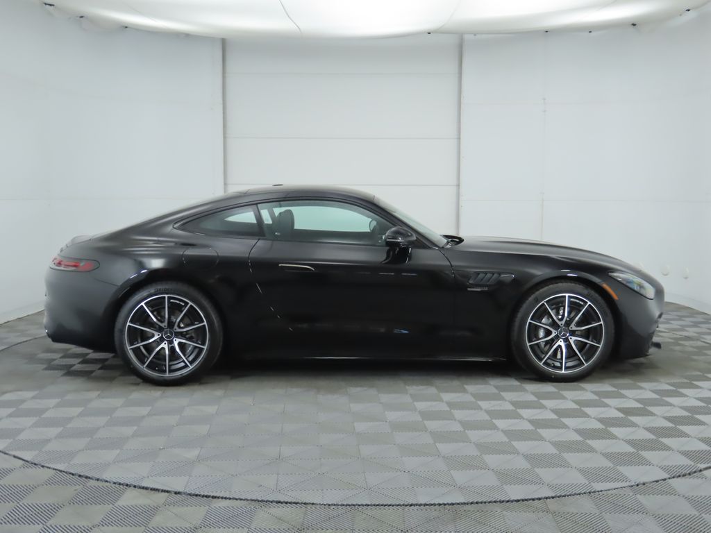 Thumbnail: 2026 Mercedes-Benz AMG GT - 4