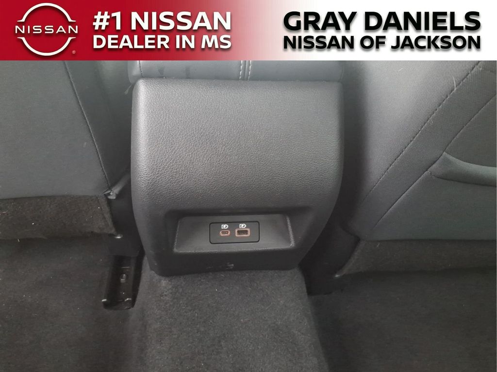 Used 2025 Nissan Altima Sedan