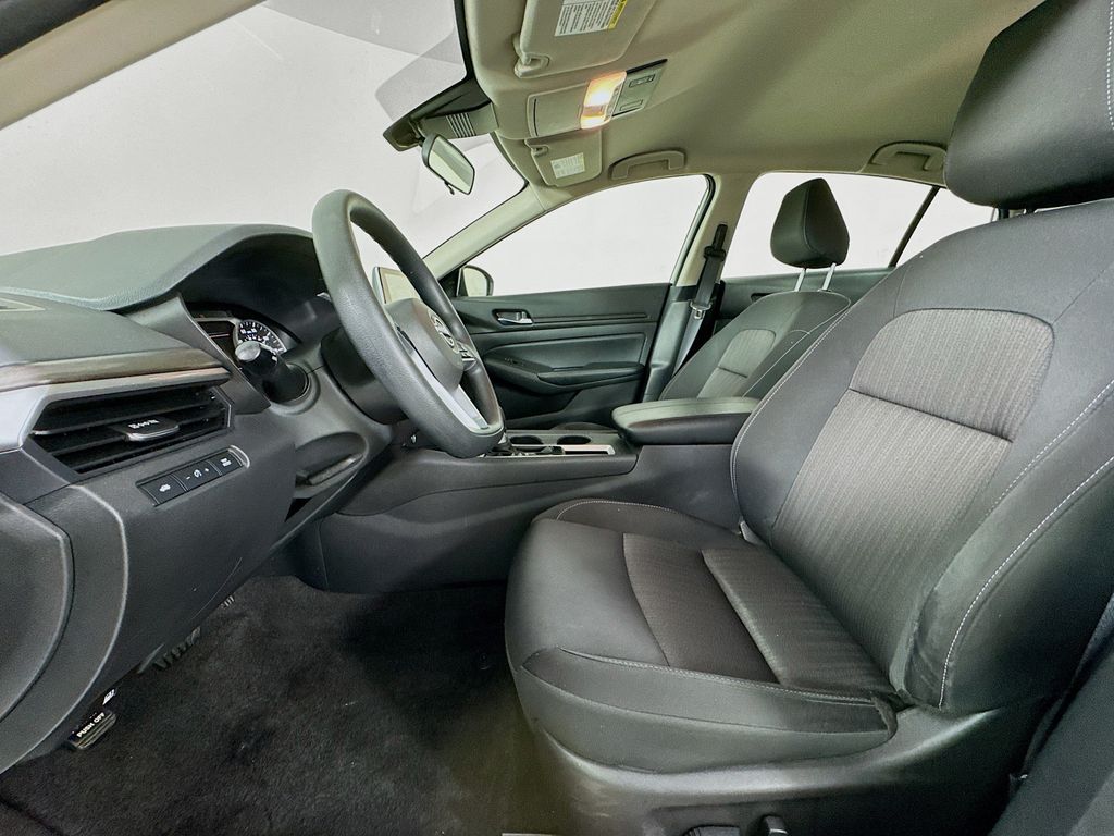 Used Car 2025 Nissan Altima  2.5 Sv For Sale Under $25,000 In Austin, Texas