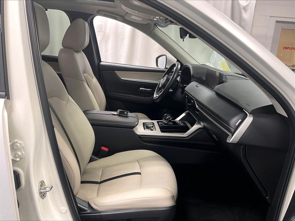 2024 Mazda CX-90 — photo 11