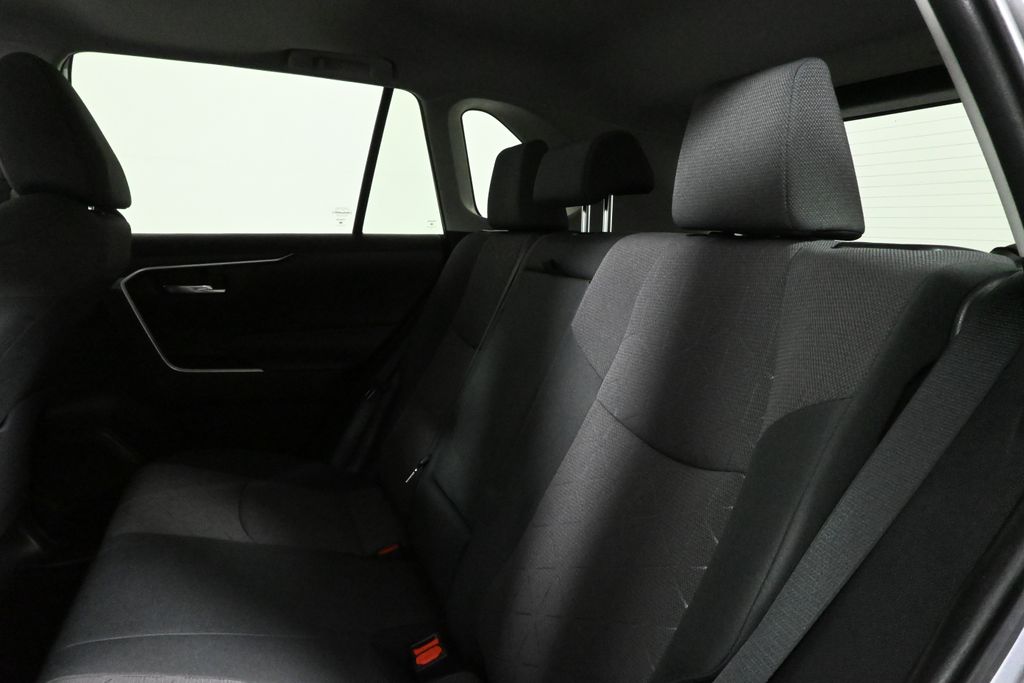 2023 Toyota RAV4 XLE 4