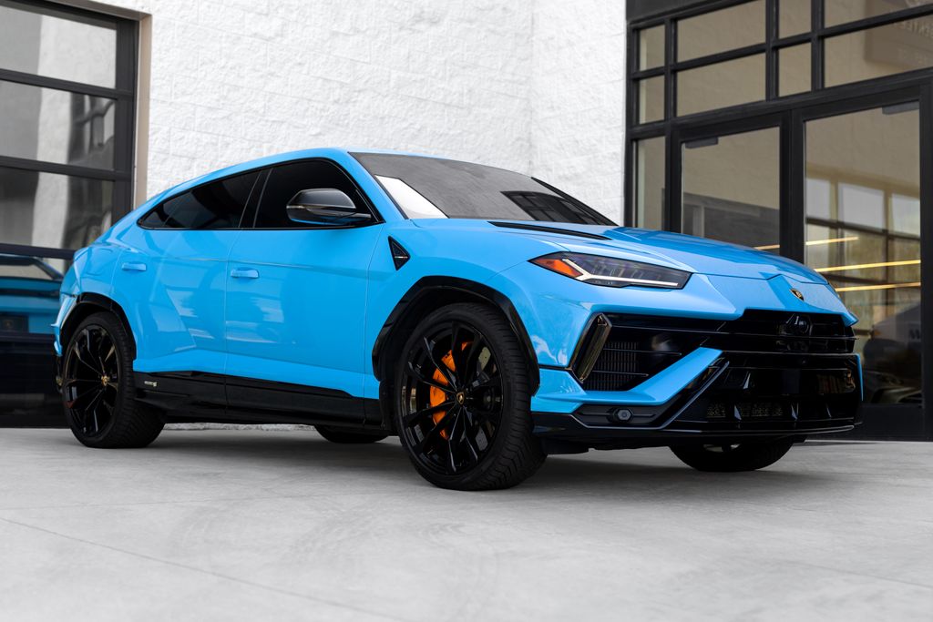 2024 Lamborghini Urus 4.0 V8 S's photo