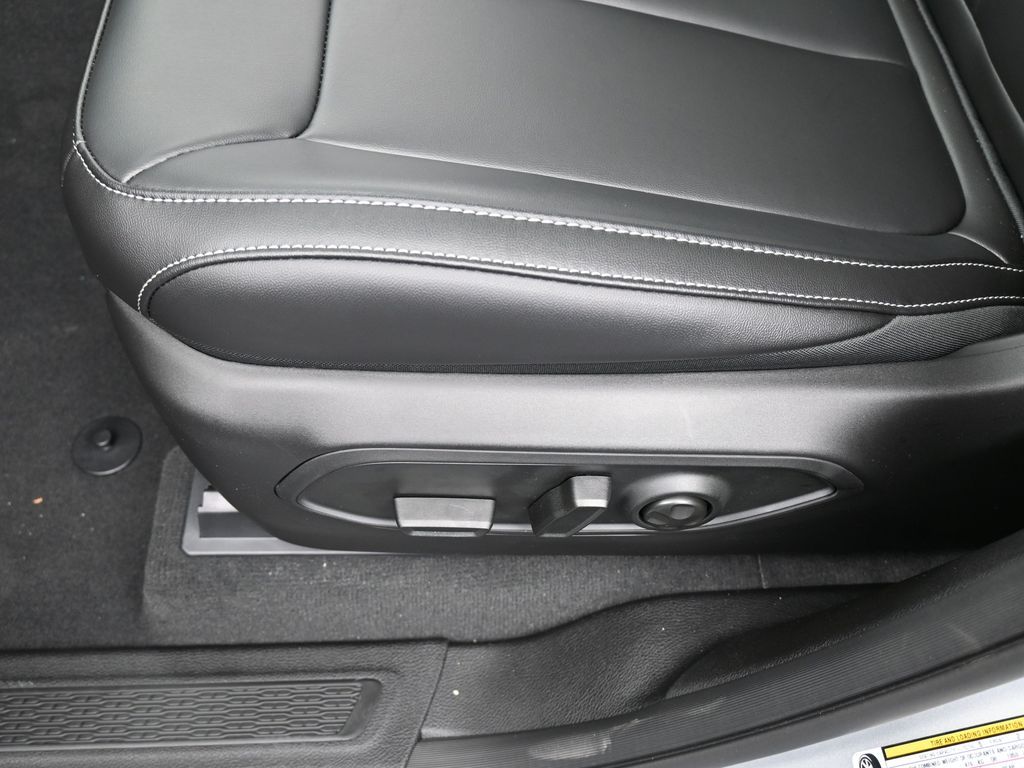 New 2025 Silver Zynith Jeep Limited image 16