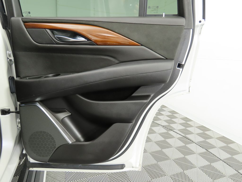 Thumbnail: 2017 Cadillac Escalade - 28