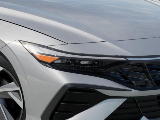 2025 Hyundai Elantra Limited 9