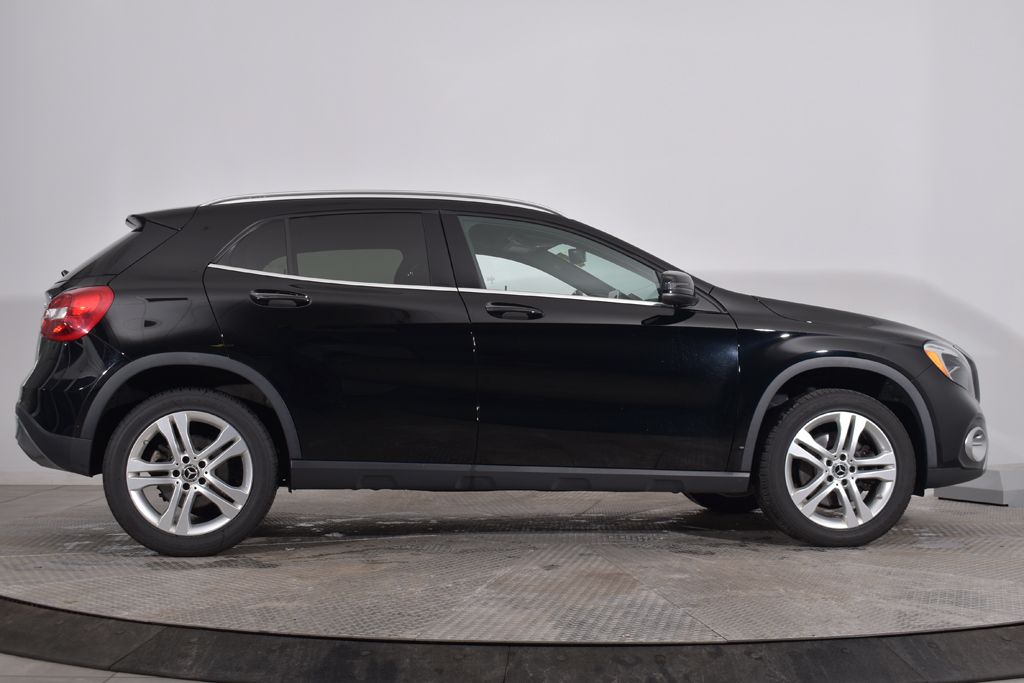 Thumbnail: 2018 Mercedes-Benz GLA - 8