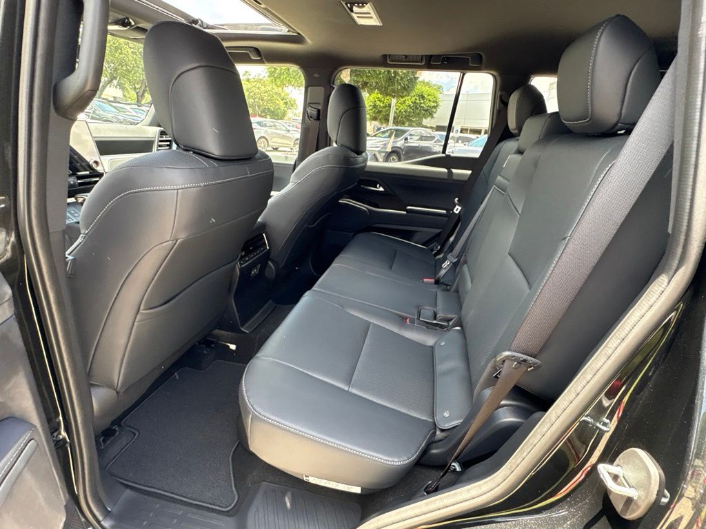 Thumbnail: 2026 Lexus GX - 21
