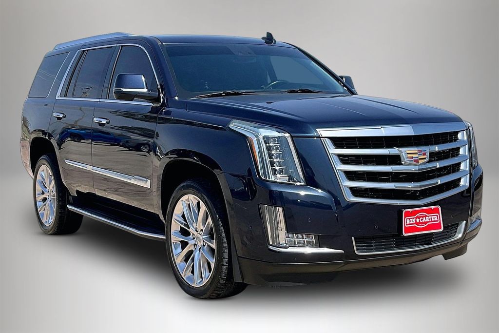 2020 Cadillac Escalade Luxury RWD