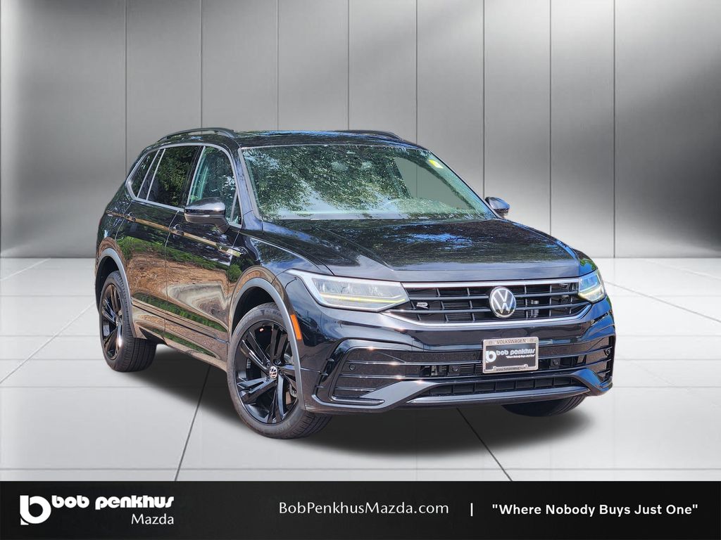 2023 Volkswagen Tiguan 2.0T SE R-Line Black