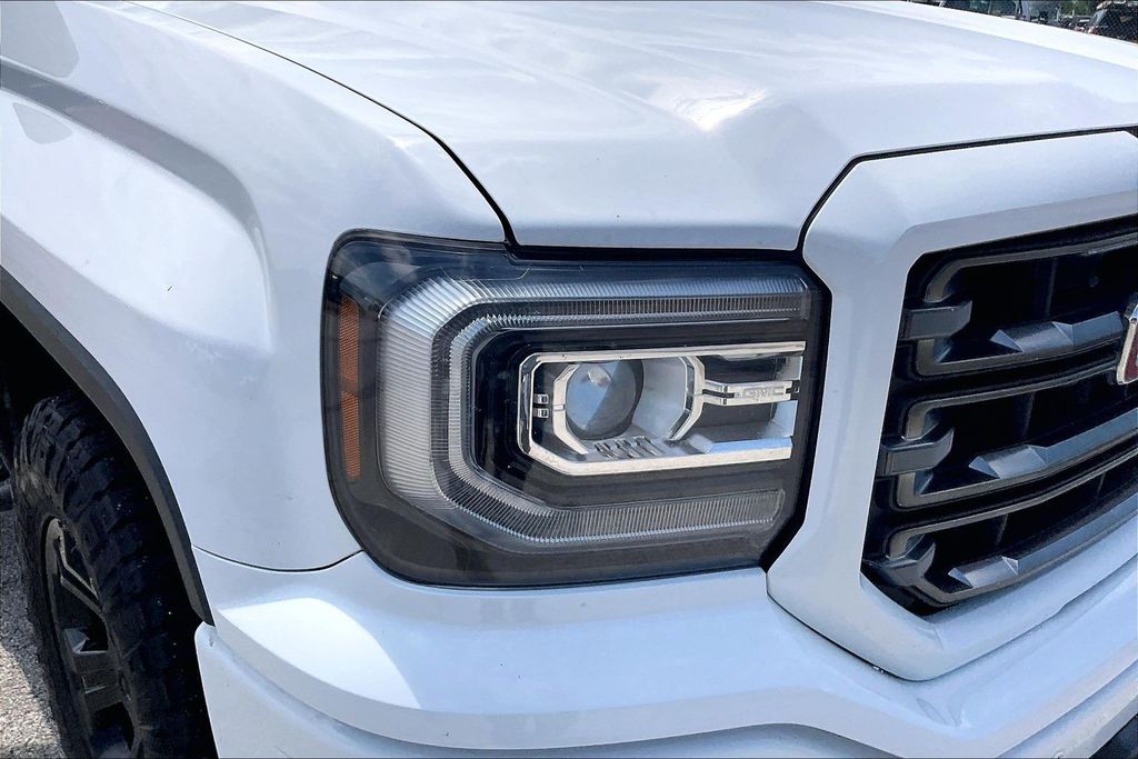 Used 2021 Ram 1500 Laramie 4D Crew Cab