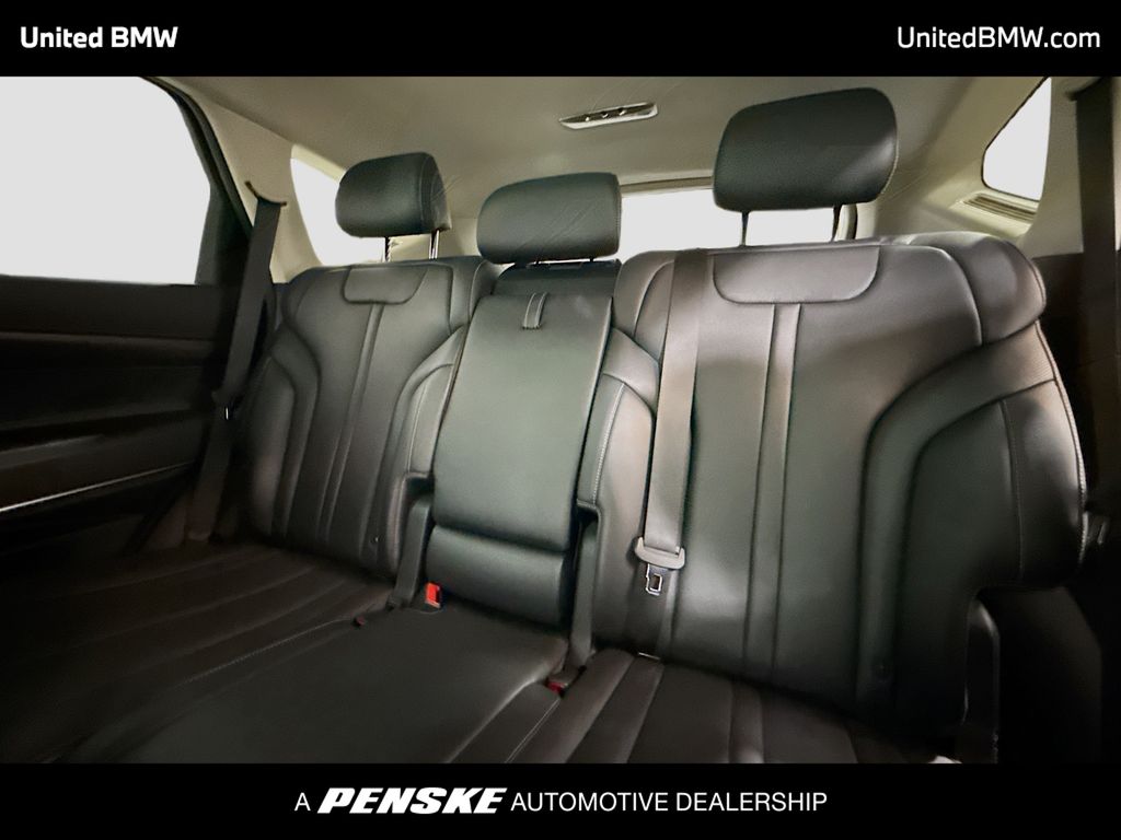 Thumbnail: 2021 Genesis GV80 - 13