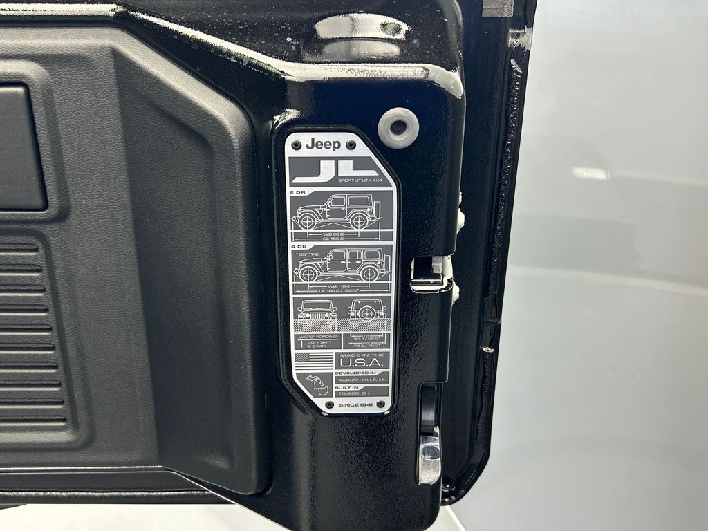 New 2026 Black Clearcoat Jeep Sport image 32