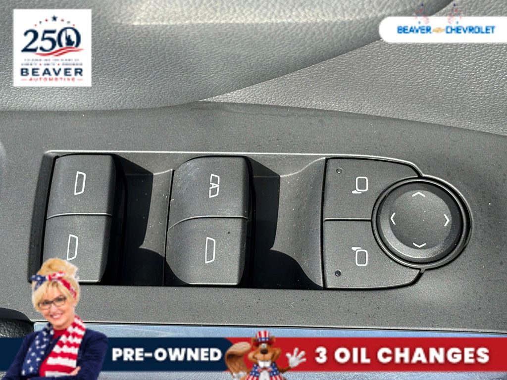 Used 2024 Chevrolet Traverse SUV