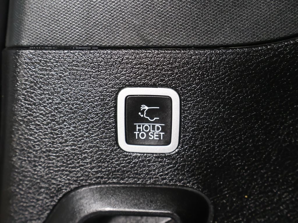 Used 2023 Black Jeep Series II image 62