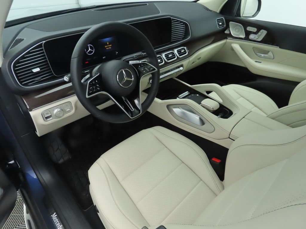 Thumbnail: 2025 Mercedes-Benz GLE - 9